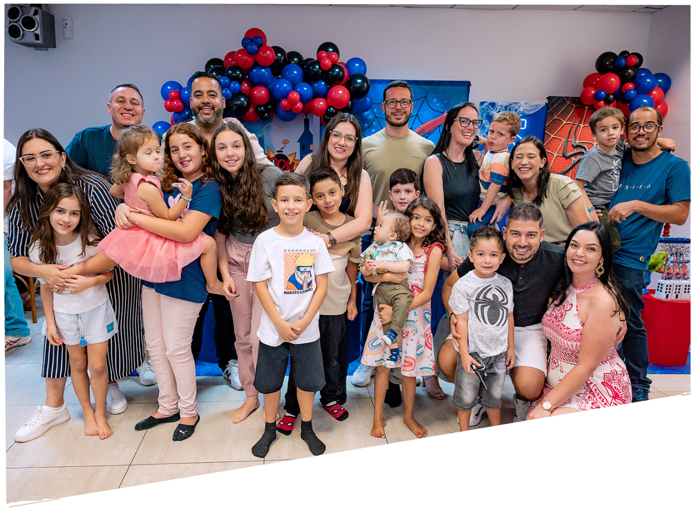 Foto com crianças no buffet